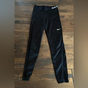 Black full length Nike Pro Leggings